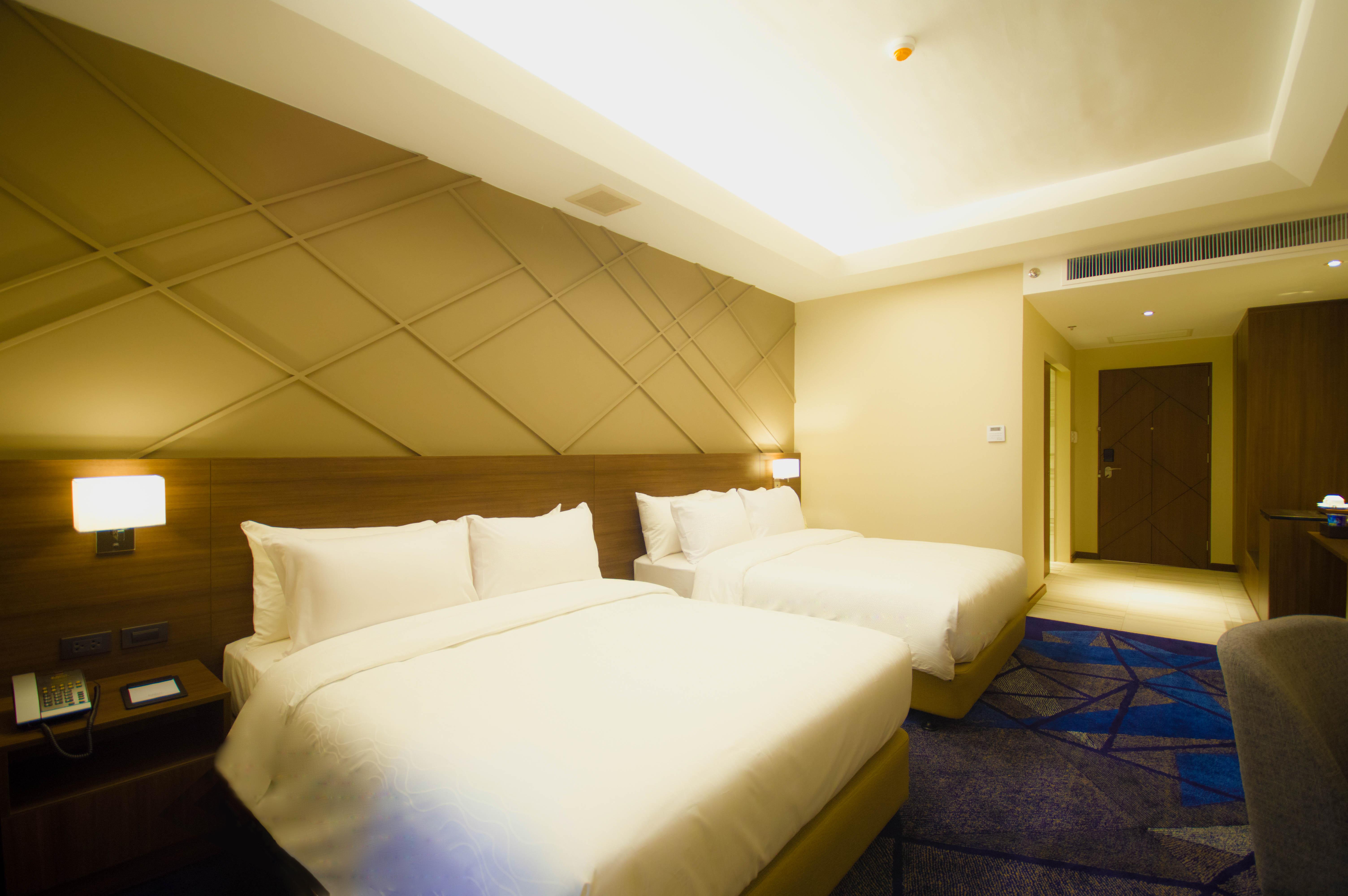 Luxent Hotel Bandar Quezon Luaran gambar