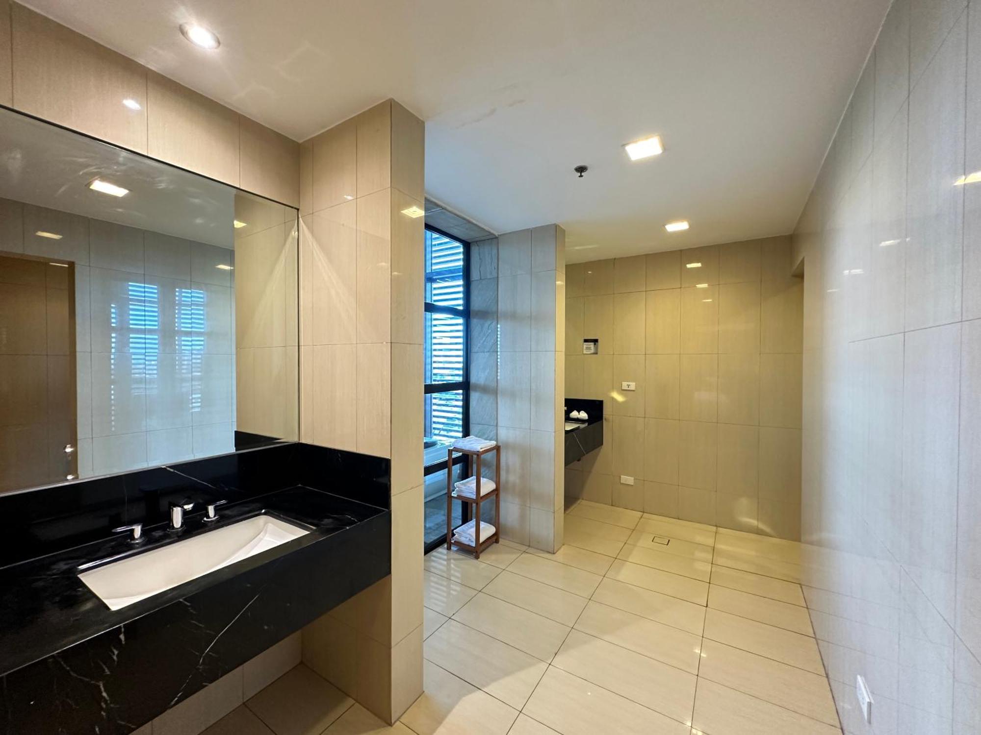 Luxent Hotel Bandar Quezon Luaran gambar
