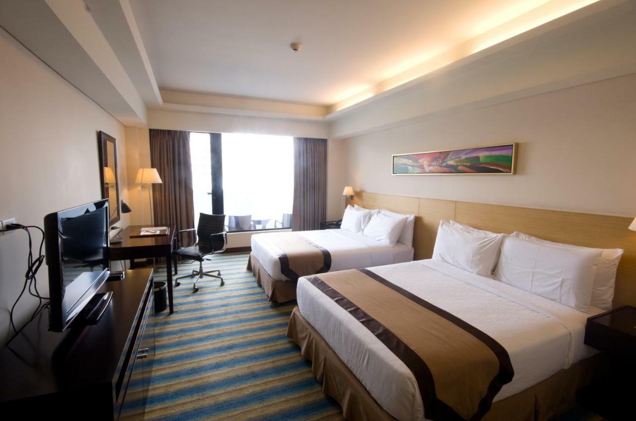 Luxent Hotel Bandar Quezon Luaran gambar
