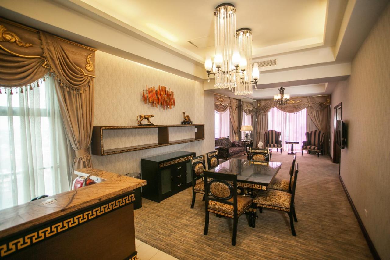 Luxent Hotel Bandar Quezon Luaran gambar