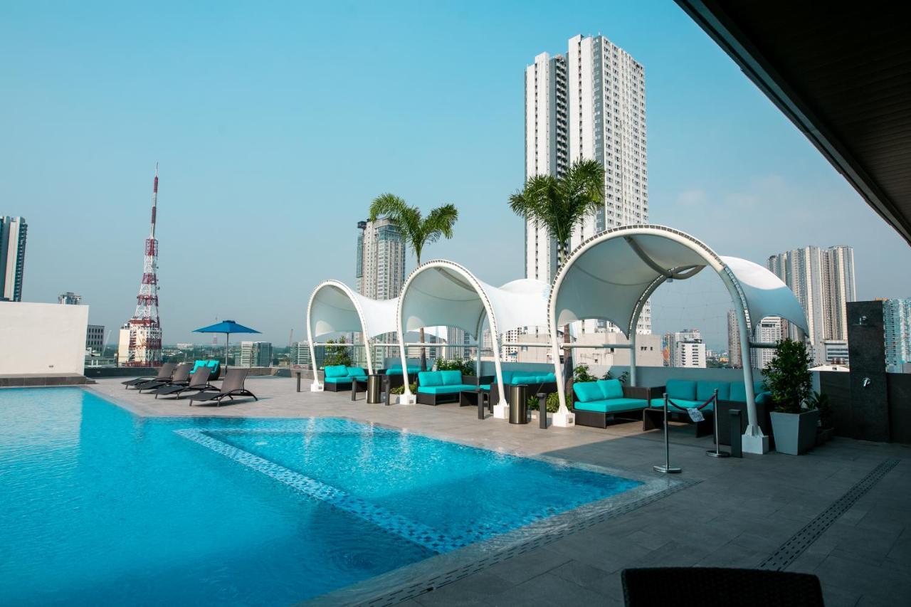 Luxent Hotel Bandar Quezon Luaran gambar
