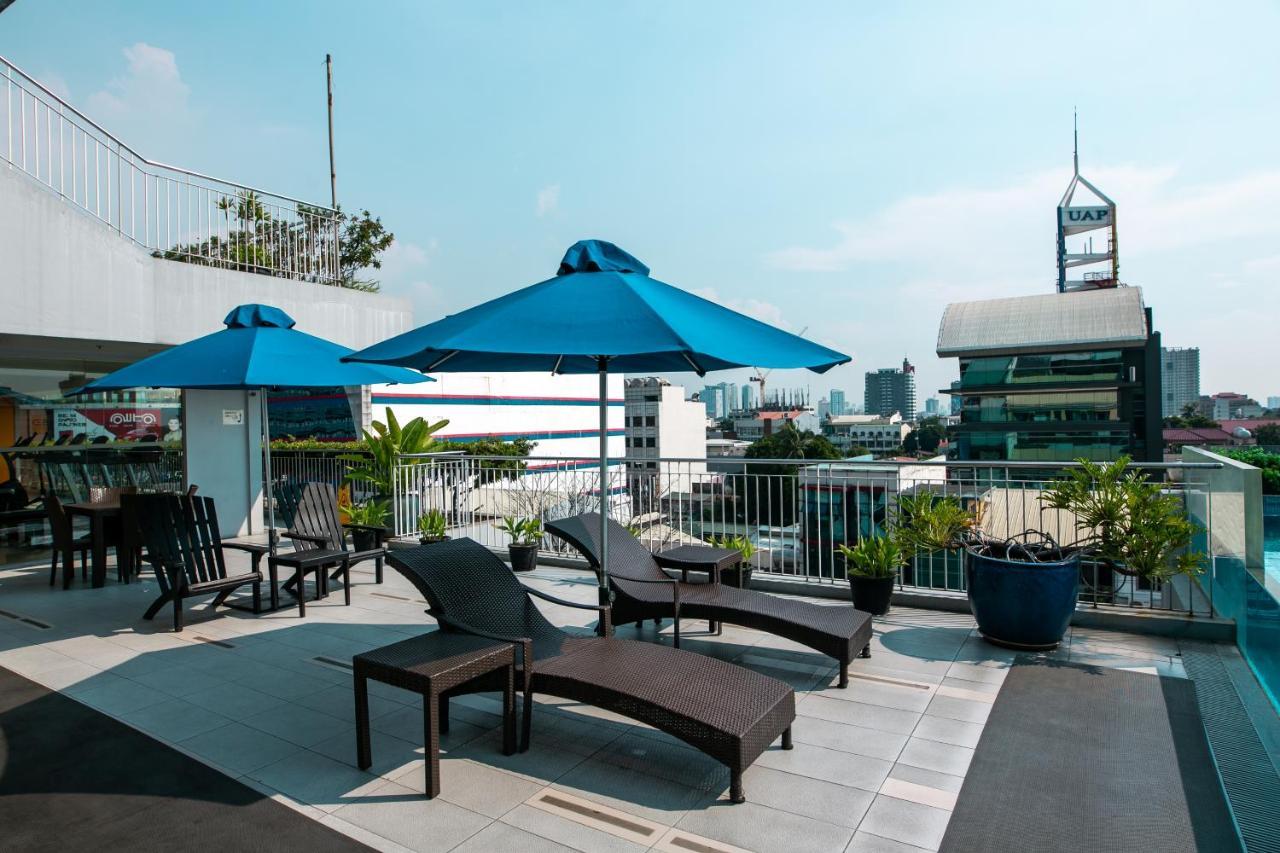 Luxent Hotel Bandar Quezon Luaran gambar